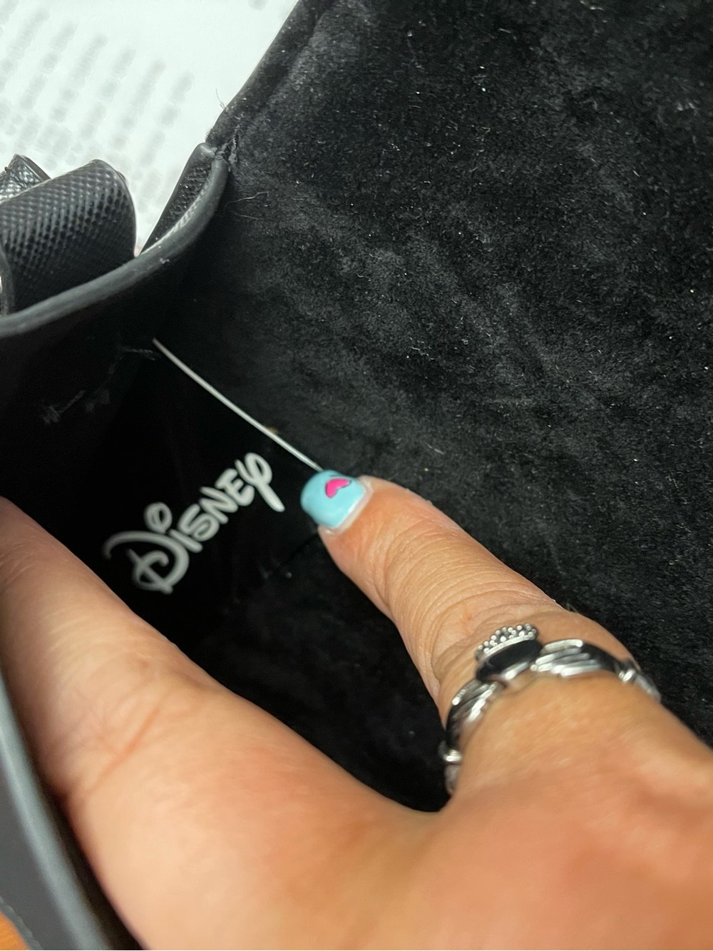 Disney Black Crossbody Bag with Mini Mouse polka dot hardware accent - Picture 5 of 5